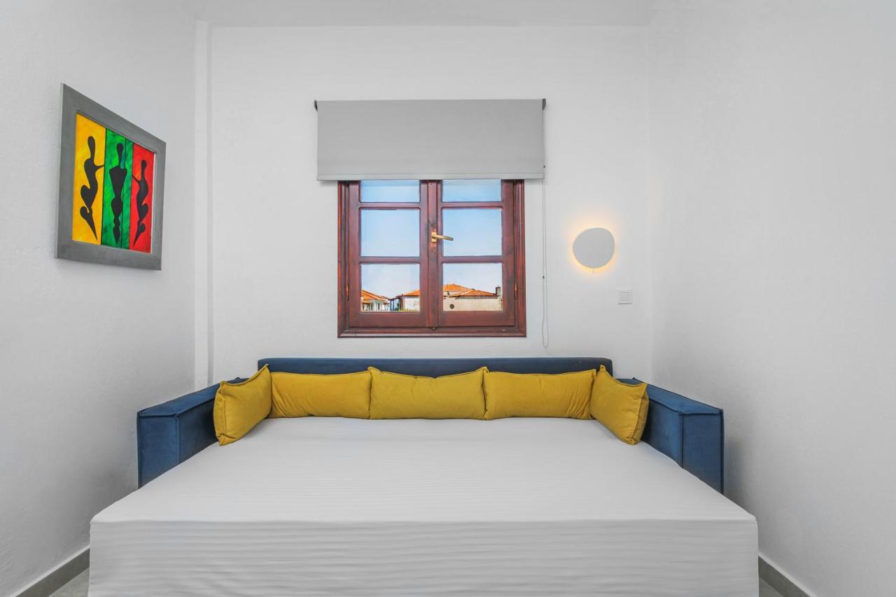 Eleon Suites Afytos Exterior photo
